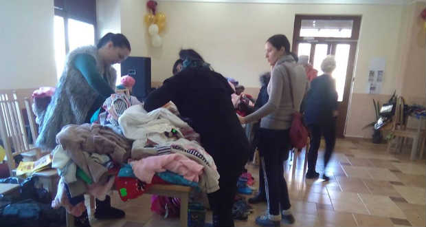 Ismét bababörzét rendezett a KMNE