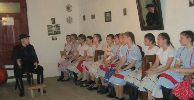 “Szent Lucának híres napja…” – Lucázás a Nagyberegi tájházban