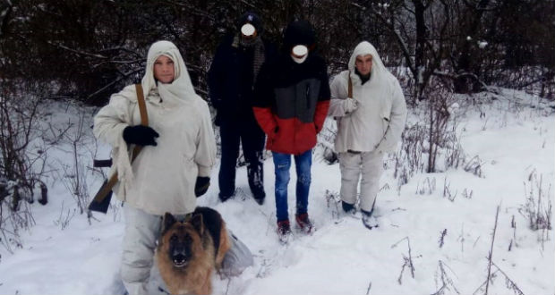 Határőrök mentettek meg a fagytól két afrikai menekültek