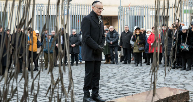 A holokauszt áldozataira emlékeztek Budapesten