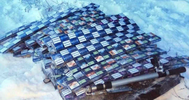 Csempészcigarettára bukkantak egy tehervonaton