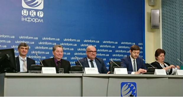 Kárpátalján 150 évig biztosítva volt az anyanyelvű oktatás joga