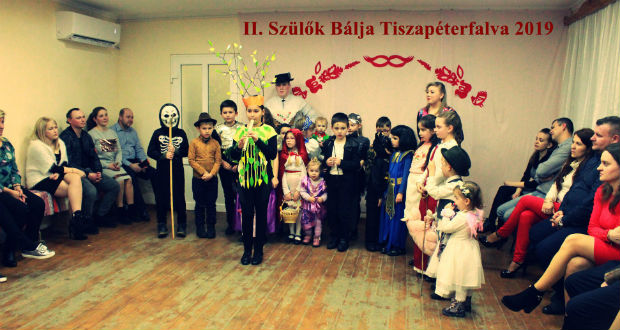 „Minden nap értéket adunk” – Kulturális sokszínűség és szülők bálja Péterfalván