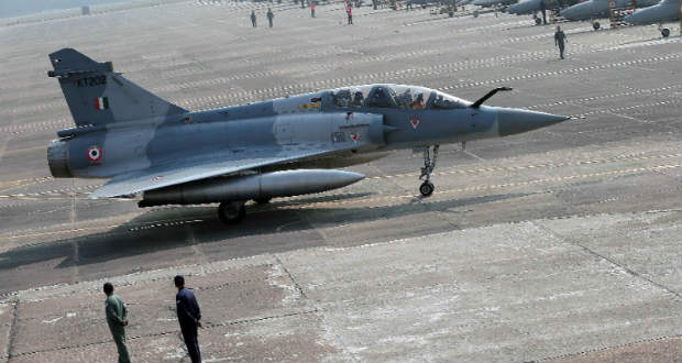 Súlyos légi incidens India és Pakisztán között