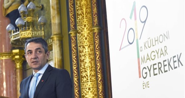 Potápi: indul a külhoni magyar gyermekek éve