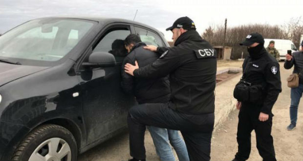Harminc kilogramm heroin az asztélyi határátkelőn