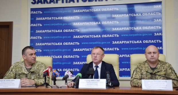 Félezer kárpátaljait soroznak be tavasszal Kárpátalján