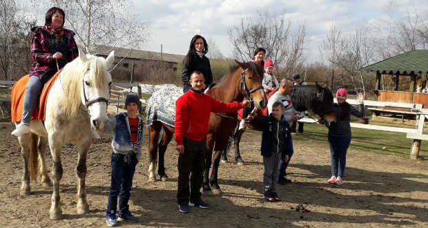 Együtt a család – egy rajzpályázat hátteréről
