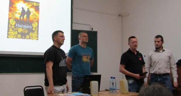 Elindulni és hazatérni a Hazajáróval