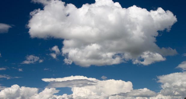 Osvát Erzsébet: A furfangos felhő