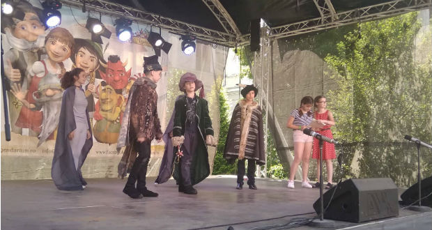 Beregszászi színjátszók sikere Székelyudvarhelyen