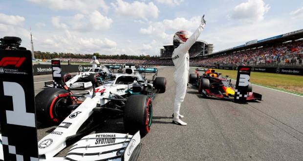 Német Nagydíj – A címvédő Hamilton indulhat az élről