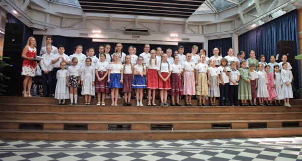 „A hagyomány nem a hamu őrzése, hanem a láng átadása” – Befejeződött a IX. Beregszászi Népzenei és Néptánctábor