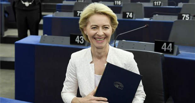 Megválasztották a német Ursula von der Leyent az Európai Bizottság új elnökének