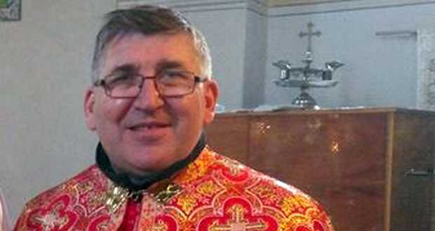 Kárpátaljáról jöttem, mesterségem címere: ezüstmisés görögkatolikus pap