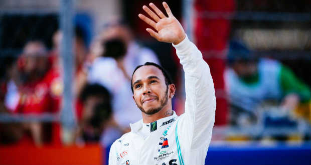 Hamilton nyerte a Forma-1-es Orosz Nagydíjat