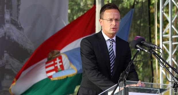 Szijjártó: új lehetőség nyílik Közép-Európa gázellátásában