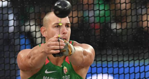 Halász Bence első dobása vb-döntőt ért