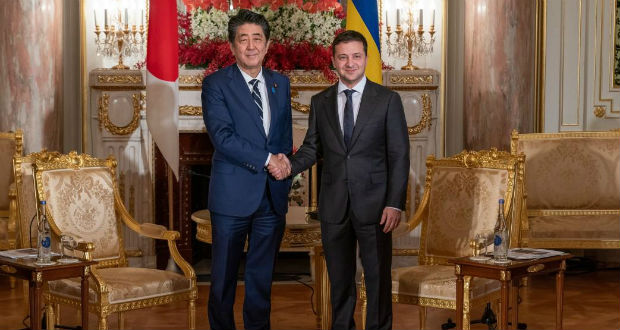 Zelenszkij Japánban tárgyal