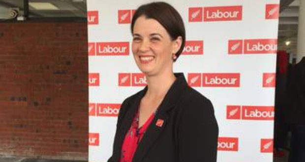 Magyar származású elnöke lett az új-zélandi Munkáspártnak