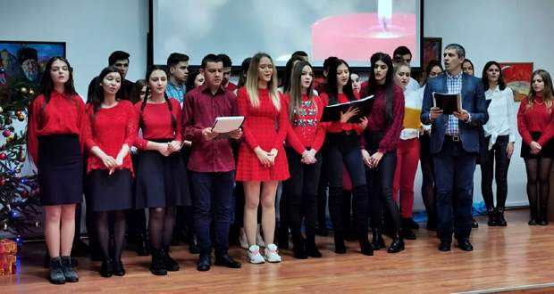 Karácsonyi ünnepség a II. Rákóczi Ferenc Kárpátaljai Magyar Főiskolán