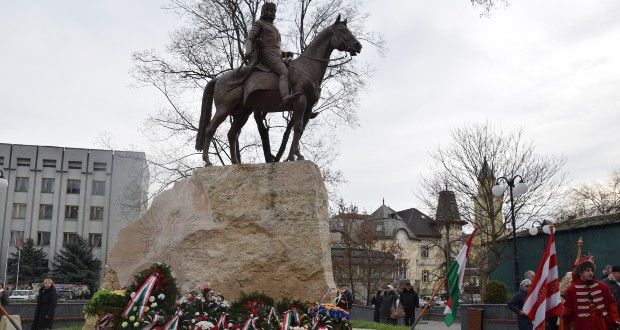 Kárpátalja ma: Cum Deo pro Patria et Libertate