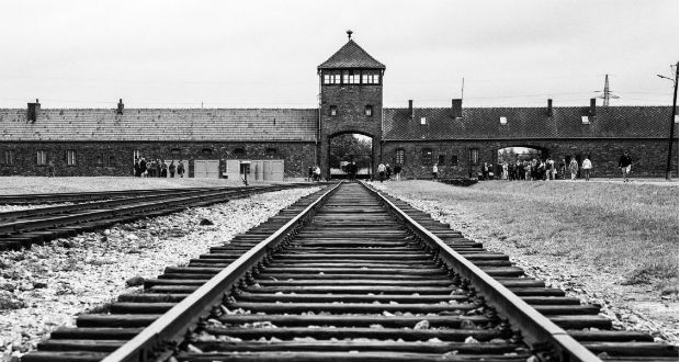 Az európai püspökök elítélik az antiszemitizmust Auschwitz felszabadításának évfordulóján