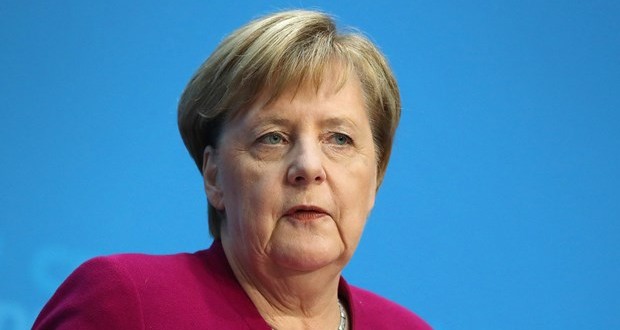 Merkel óva int a könnyelműségtől a járvánnyal szemben