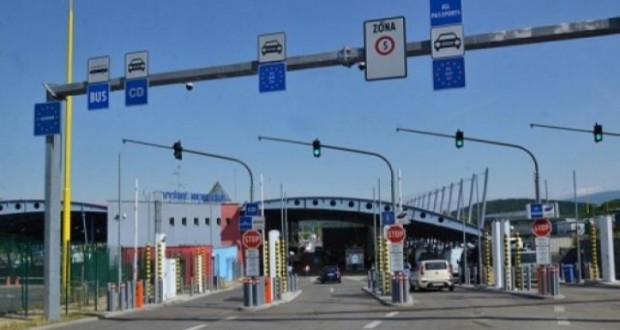 Ideiglenesen megnyitják az Ungvár–Felsőnémeti gyalogos határátkelőt