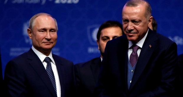 Putyin és Erdogan megállapodott: éjféltől tűzszünet lép életbe Idlíbben