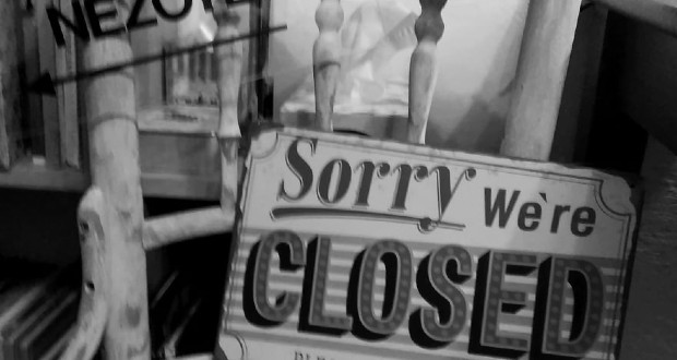 Színház, ha bezár