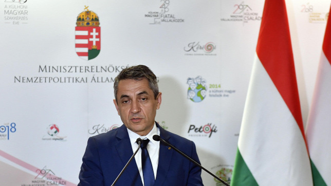 Potápi: hatvannégy kárpátaljai iskola fejlesztését támogatja a magyar kormány