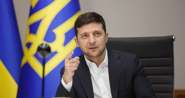 Zelenszkij: Ukrajna az elsők között vezette be a digitális útleveleket a világon