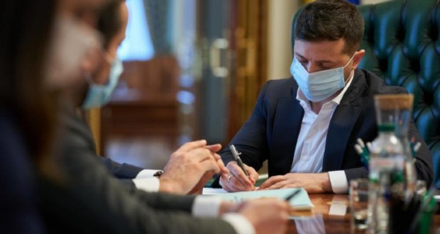 Ismét Kárpátaljára érkezik Zelenszkij