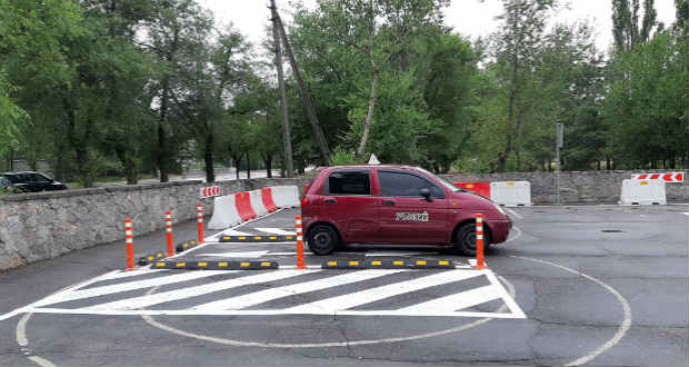 Több mint ötven sofőriskola működik Kárpátalján