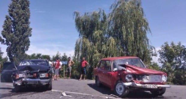 Két autó ütközött össze Barkaszónál