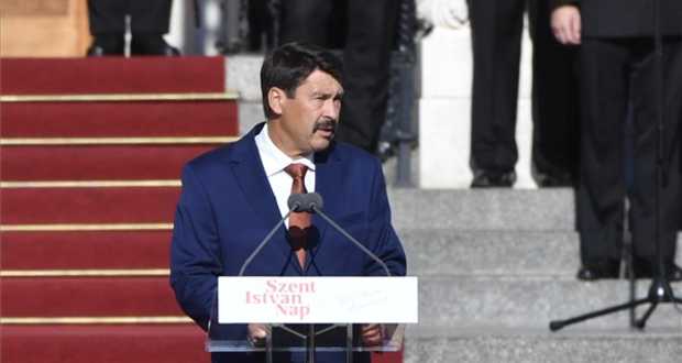 Áder János: megpróbáltatások idején is gyarapítani kell az „örök Magyarországot”