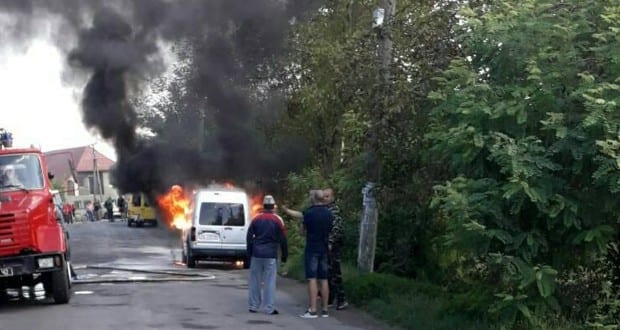 Kigyulladt egy gépjármű Újlakon
