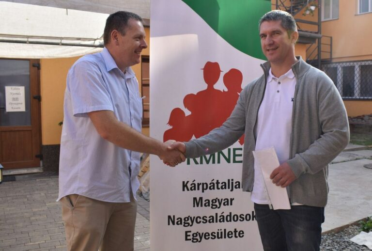 Új elnököt választott a Kárpátaljai Magyar Nagycsaládosok Egyesülete