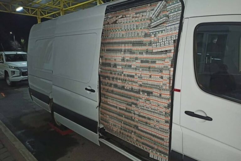 Zelenszkij 12 év börtönbüntetéssel sújtaná a csempészeket