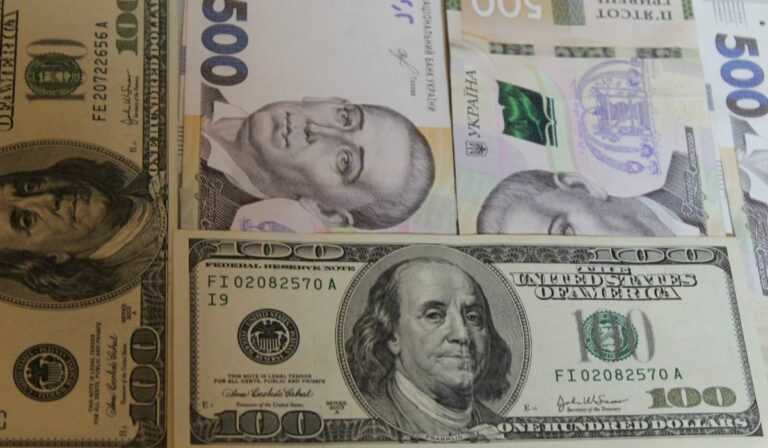 dollár hrivnya
