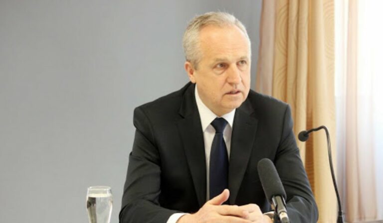 Kontrát: a kormány figyel a határ menti településen élők véleményére