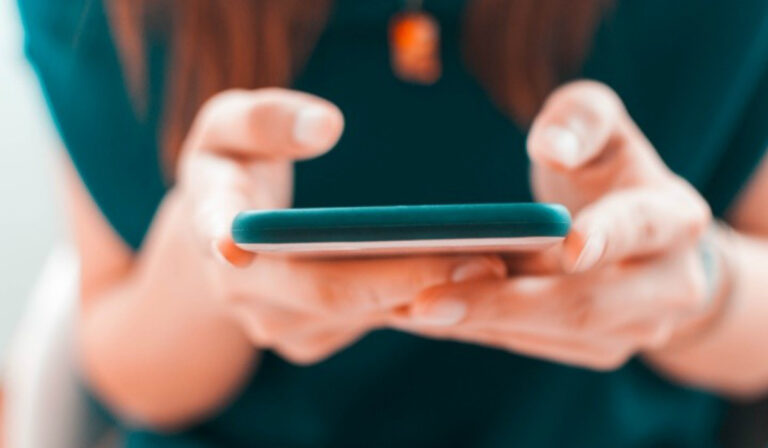 Személyivel regisztrálnák a SIM-kártyákat Ukrajnában