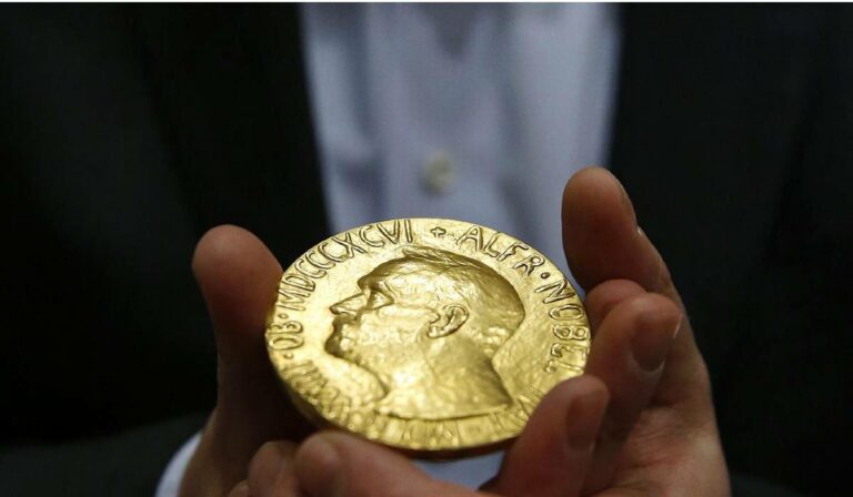 A kémiai Nobel-díjat idén a fehérjékkel kapcsolatos kutatásokért ítélték oda