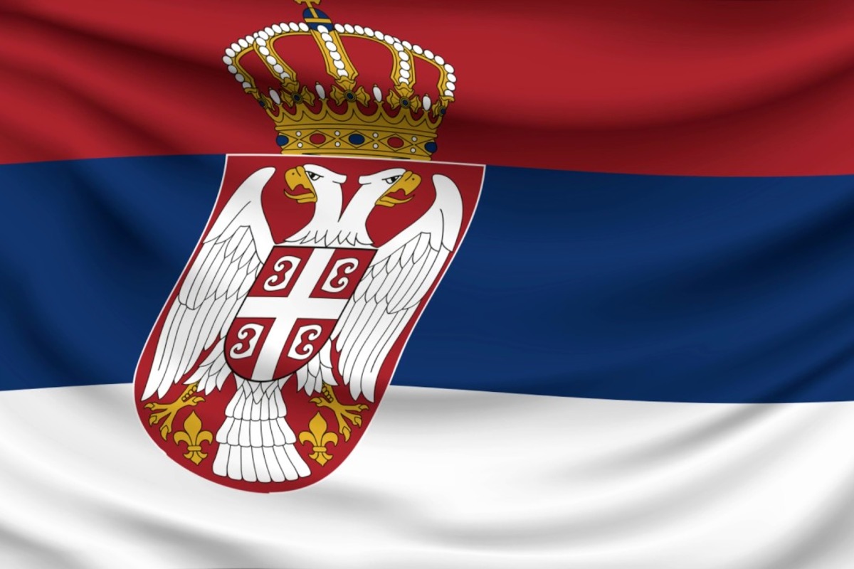 szerb zászló