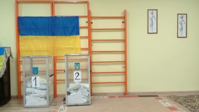 Választások: 141 szabálysértést regisztráltak Kárpátalján