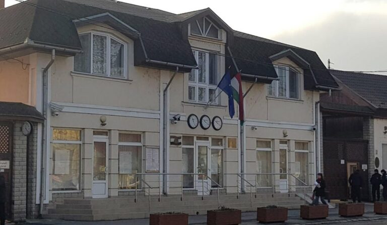 Munkaszüneti napok Magyarország Beregszászi Konzulátusán