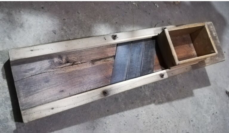 Régi tárgyak: a káposztagyalu