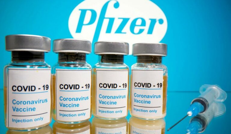 Engedélyezte a Pfizer/BioNTech-vakcinát az Európai Gyógyszerügynökség