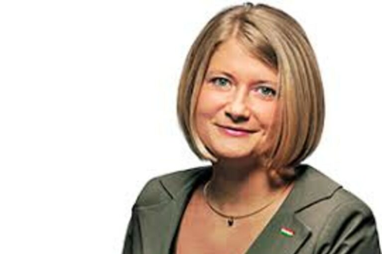 Gál Kinga: Európa nemzeti és nyelvi kisebbségei nem a probléma, hanem a megoldás része